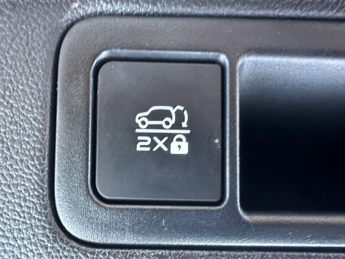 2022 ChangAn CS35 Plus 1.4T 160HP L4 7DCT,autocango,china used car exporter,china ev exporter,chinese used car exporter,chinese used ev exporter