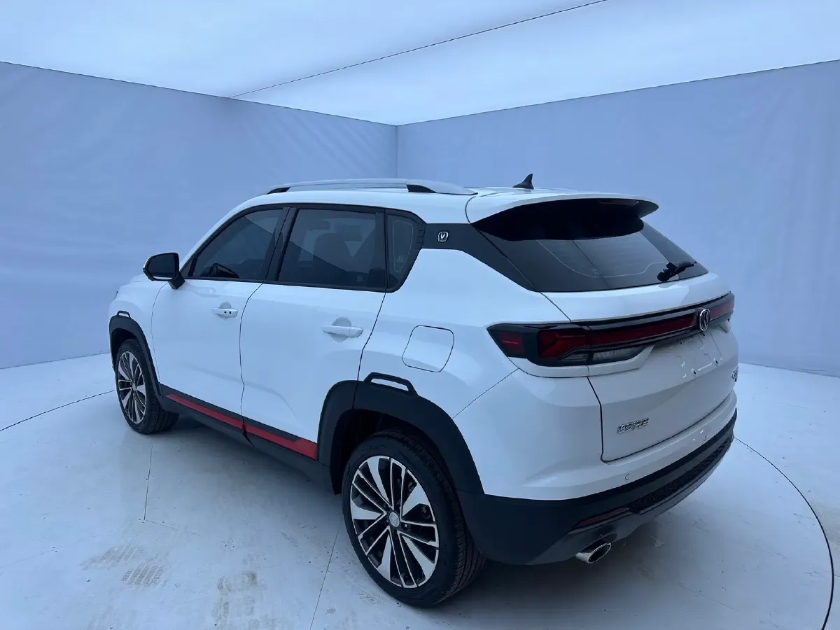 2022 ChangAn CS35 Plus 1.4T 160HP L4 7DCT,autocango,china used car exporter,china ev exporter,chinese used car exporter,chinese used ev exporter