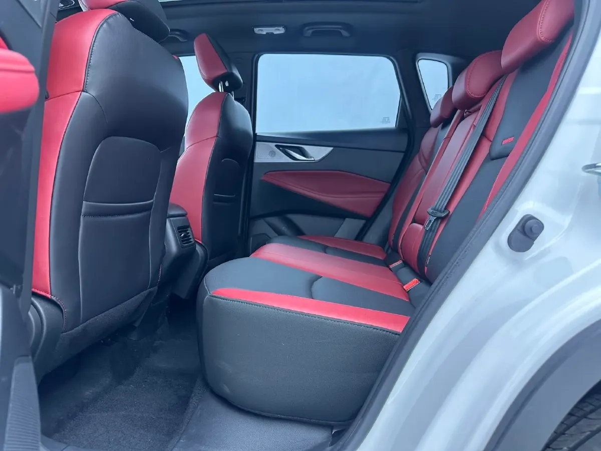 2022 ChangAn CS35 Plus 1.4T 160HP L4 7DCT,autocango,china used car exporter,china ev exporter,chinese used car exporter,chinese used ev exporter