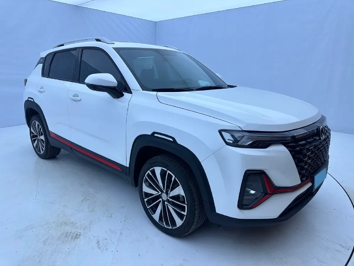 2022 ChangAn CS35 Plus 1.4T 160HP L4 7DCT,autocango,china used car exporter,china ev exporter,chinese used car exporter,chinese used ev exporter
