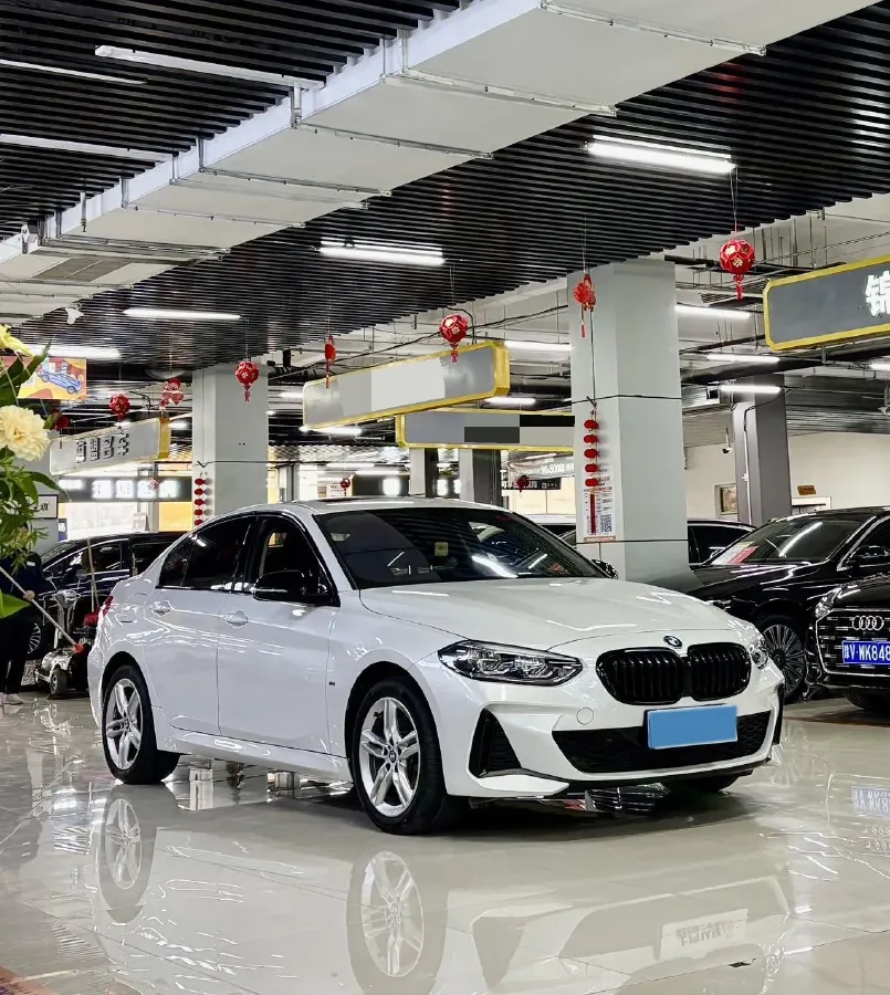 2022 BMW 1 Series 1.5T 140HP L3 7DCT,autocango,china used car exporter,china ev exporter,chinese used car exporter,chinese used ev exporter