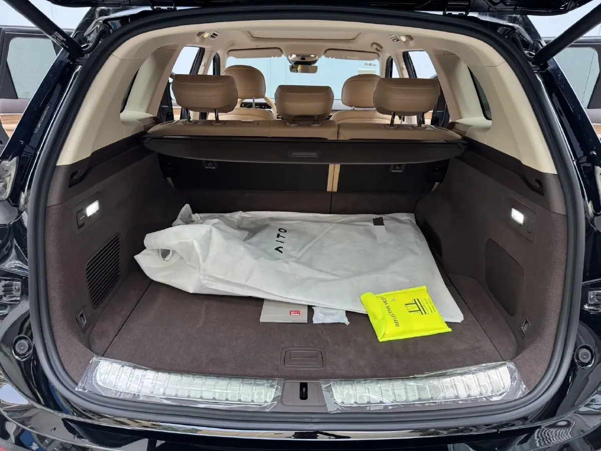 2024 AITO AITO M7 1.5T 152HP L4 REEV 38.5KWH,autocango,china used car exporter,china ev exporter,chinese used car exporter,chinese used ev exporter