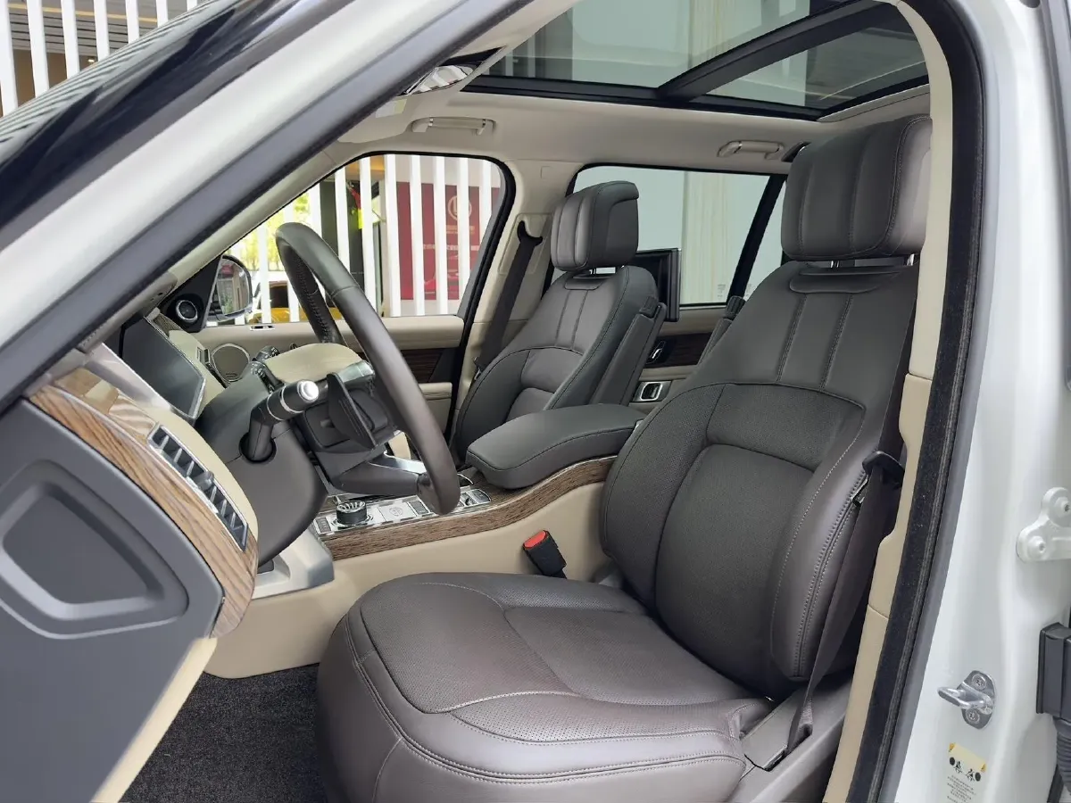 2019 Land Rover Range Rover 3.0T 381HP V6 8AT,autocango,china used car exporter,china ev exporter,chinese used car exporter,chinese used ev exporter