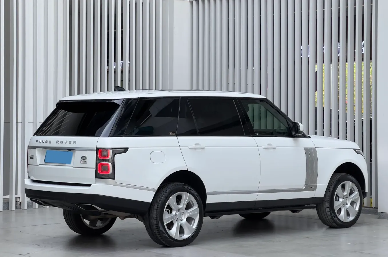 2019 Land Rover Range Rover 3.0T 381HP V6 8AT,autocango,china used car exporter,china ev exporter,chinese used car exporter,chinese used ev exporter
