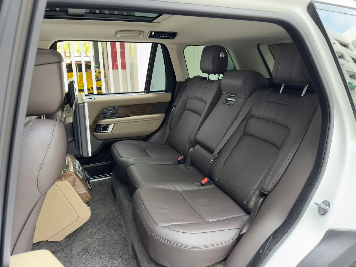 2019 Land Rover Range Rover 3.0T 381HP V6 8AT,autocango,china used car exporter,china ev exporter,chinese used car exporter,chinese used ev exporter