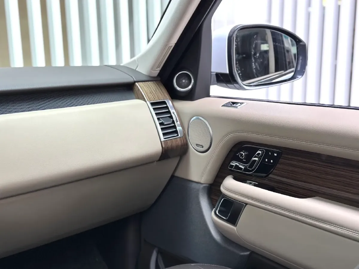 2019 Land Rover Range Rover 3.0T 381HP V6 8AT,autocango,china used car exporter,china ev exporter,chinese used car exporter,chinese used ev exporter