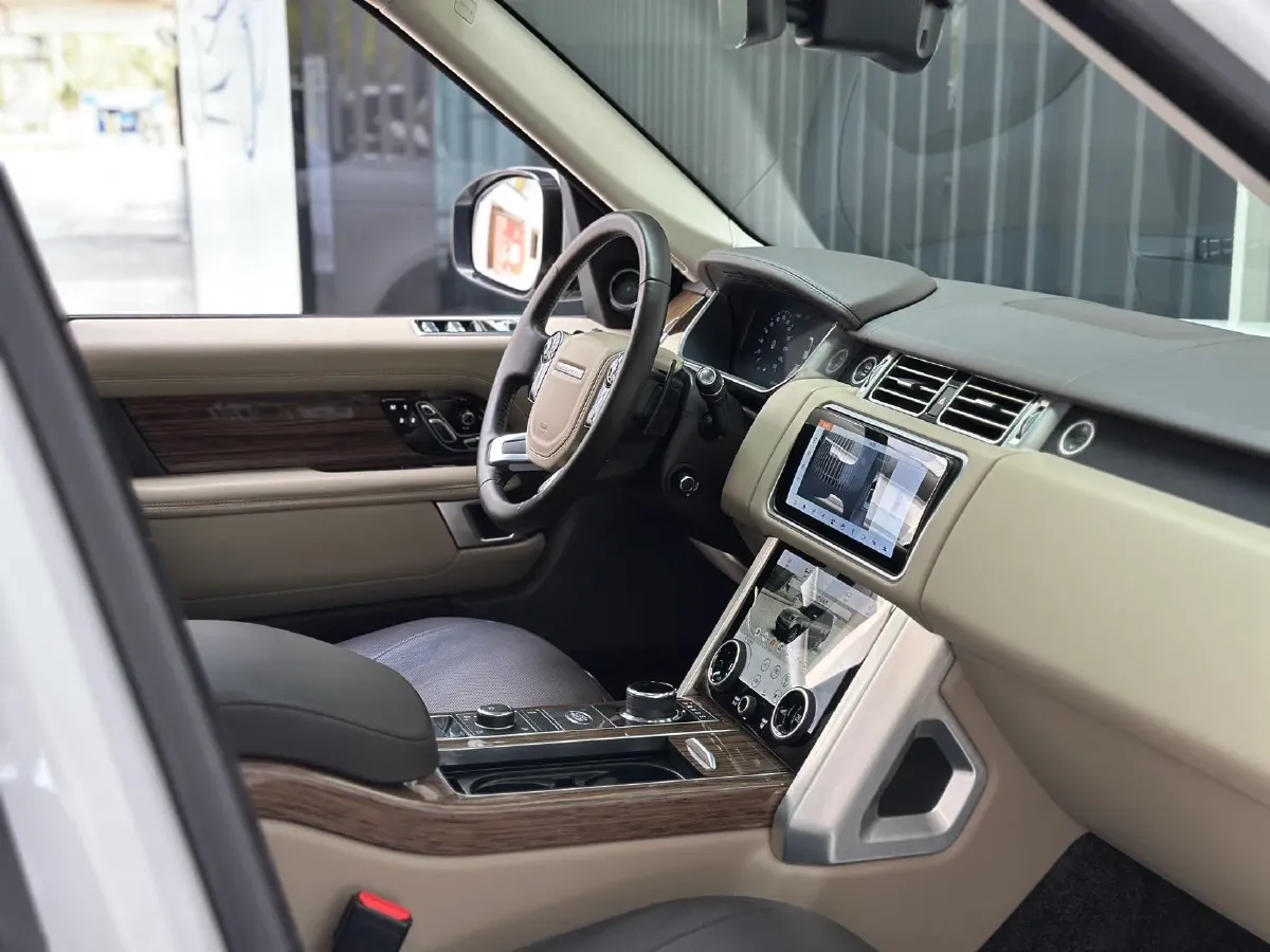 2019 Land Rover Range Rover 3.0T 381HP V6 8AT,autocango,china used car exporter,china ev exporter,chinese used car exporter,chinese used ev exporter