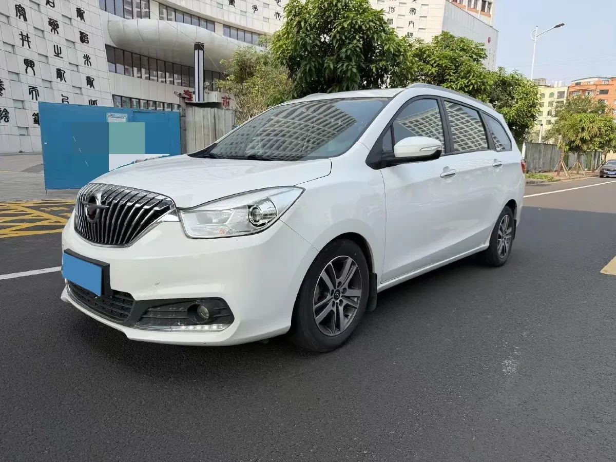 2017 HaiMa Family F7 1.5T 165HP L4 6AT,autocango,china used car exporter,china ev exporter,chinese used car exporter,chinese used ev exporter