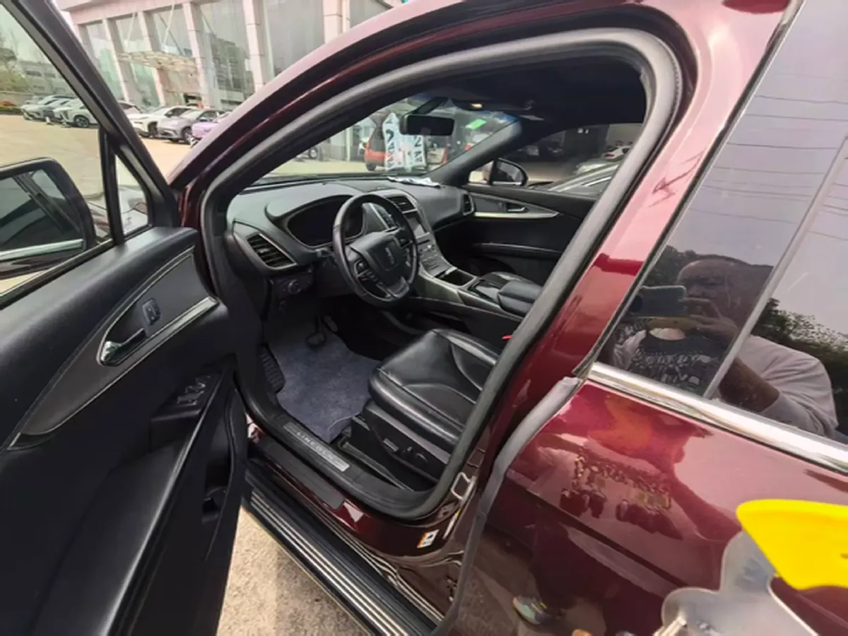 2019 Lincoln Nautilus 2.0T 235HP L4 8AT,autocango,china used car exporter,china ev exporter,chinese used car exporter,chinese used ev exporter