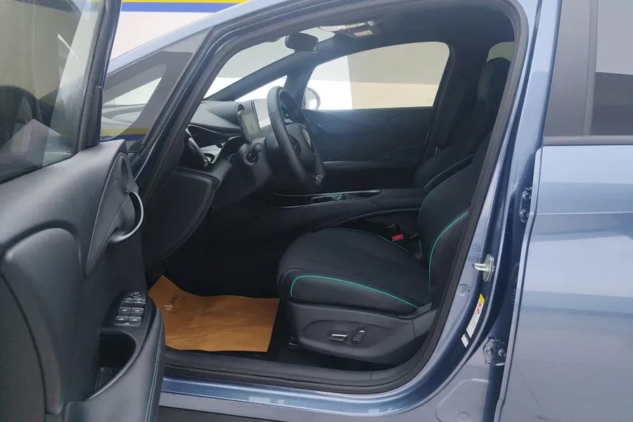 2025 BYD Dolphin BEV 44.928KWH,autocango,china used car exporter,china ev exporter,chinese used car exporter,chinese used ev exporter