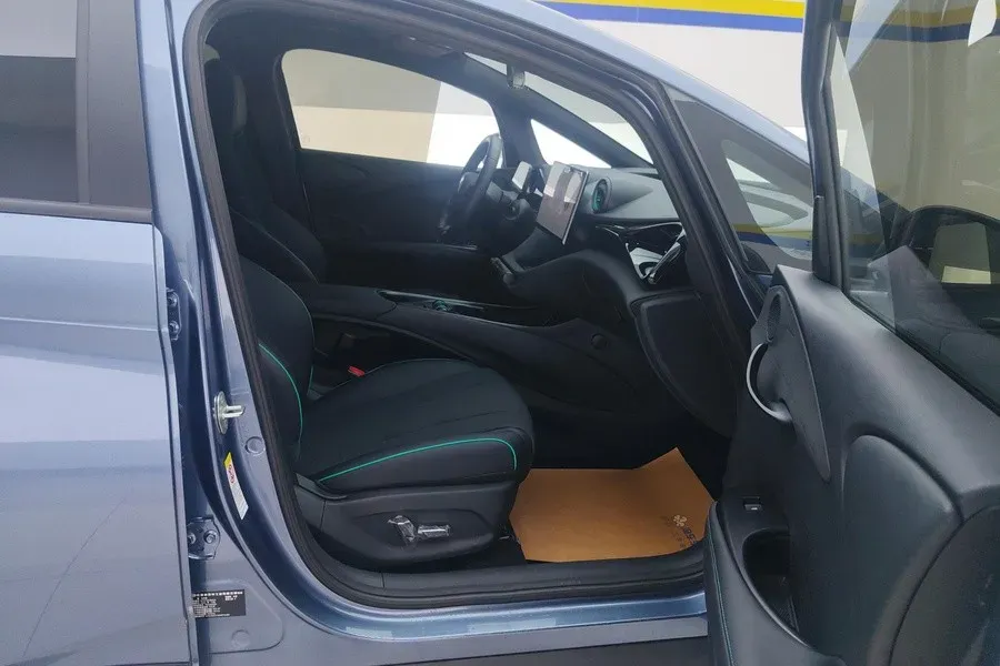 2025 BYD Dolphin BEV 44.928KWH,autocango,china used car exporter,china ev exporter,chinese used car exporter,chinese used ev exporter