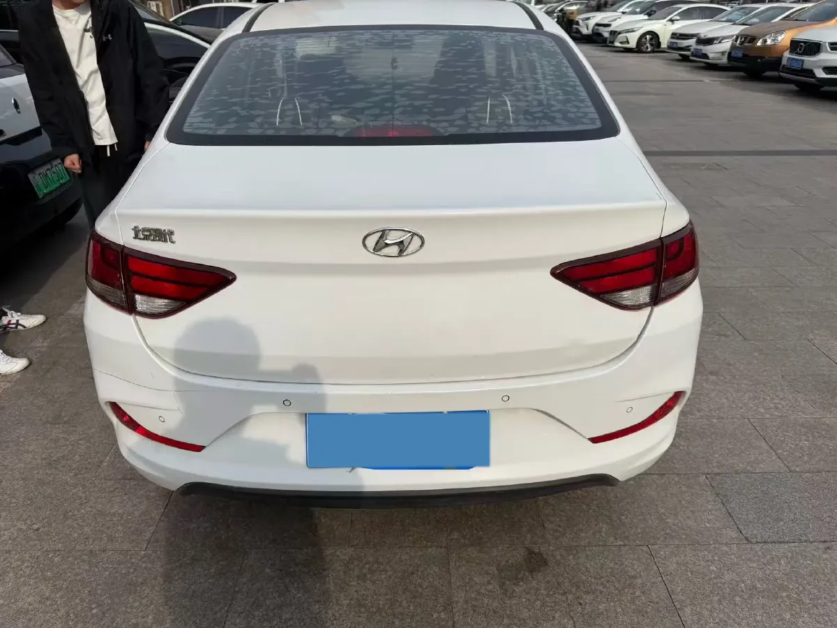 2020 Hyundai Celesta 1.6L 123HP L4 6AT,autocango,china used car exporter,china ev exporter,chinese used car exporter,chinese used ev exporter