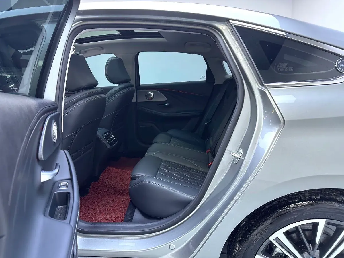 2025 Chery Arrizo 8 1.6T 197HP L4 7DCT,autocango,china used car exporter,china ev exporter,chinese used car exporter,chinese used ev exporter