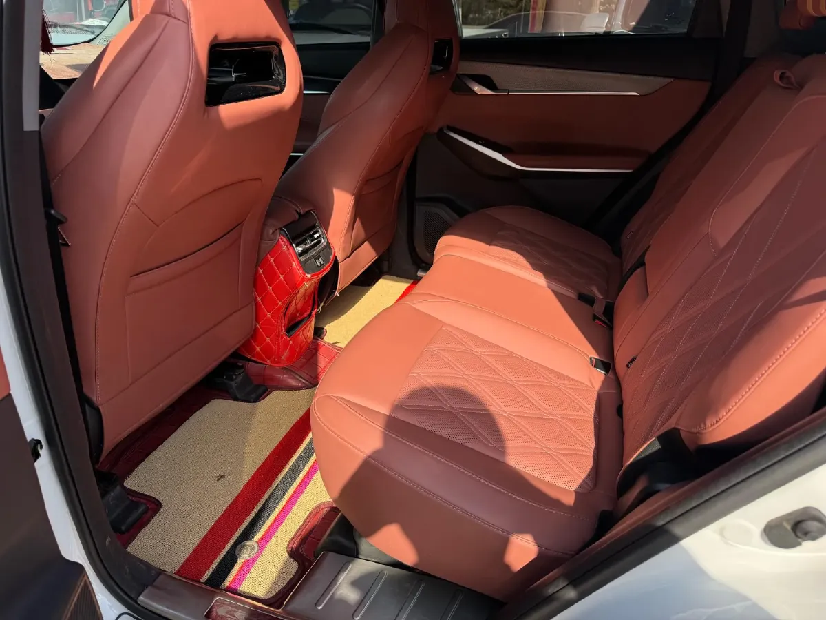 2023 ChangAn CS75 Plus 1.5T 188HP L4 8AT,autocango,china used car exporter,china ev exporter,chinese used car exporter,chinese used ev exporter