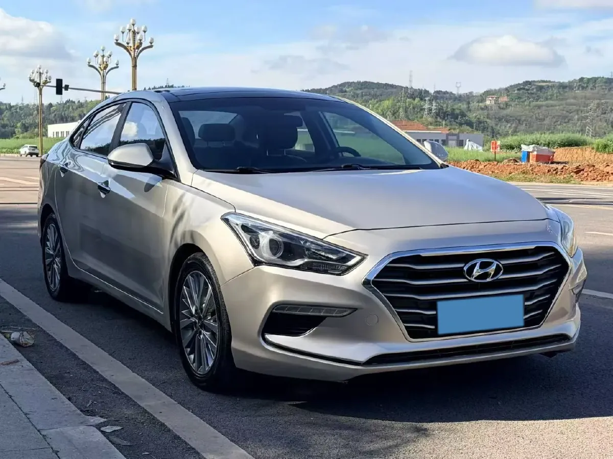 2017 Hyundai Mistra 1.8L 143HP L4 6AT,autocango,china used car exporter,china ev exporter,chinese used car exporter,chinese used ev exporter