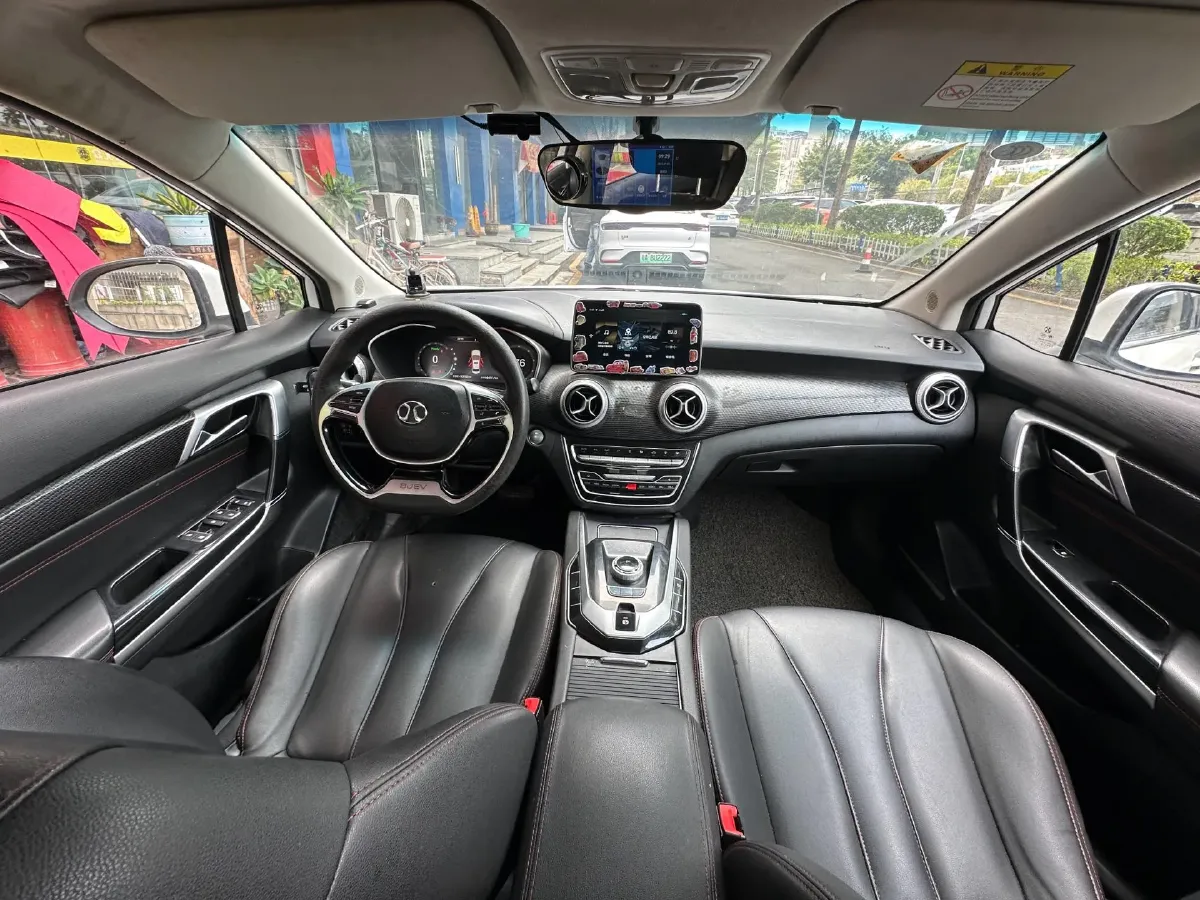 2018 Bestune X80 2.0L 147HP L4 6AT,autocango,china used car exporter,china ev exporter,chinese used car exporter,chinese used ev exporter