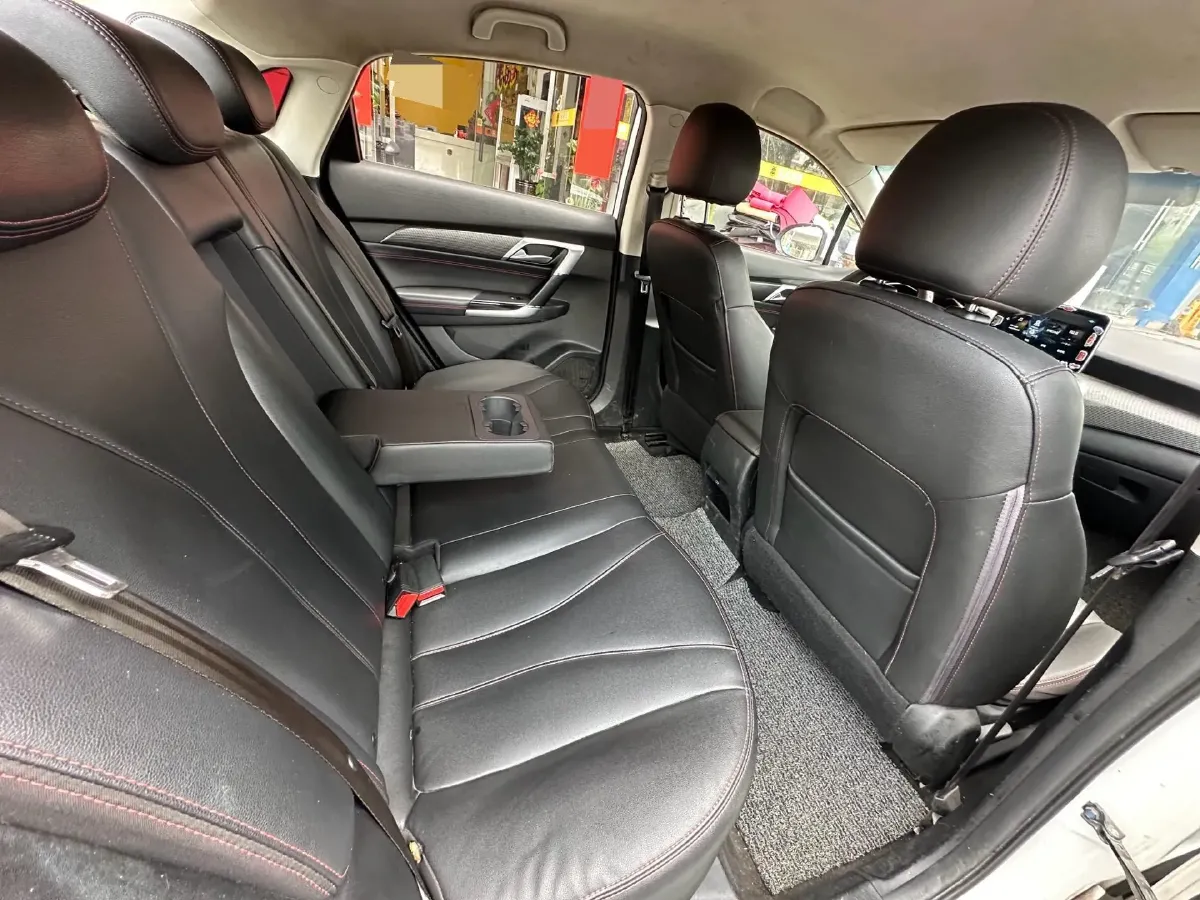 2018 Bestune X80 2.0L 147HP L4 6AT,autocango,china used car exporter,china ev exporter,chinese used car exporter,chinese used ev exporter