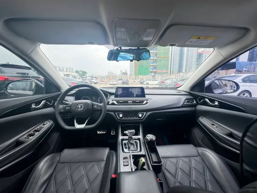 2022 ChangAn Raeton CC 1.5T 188HP L4 7DCT,autocango,china used car exporter,china ev exporter,chinese used car exporter,chinese used ev exporter