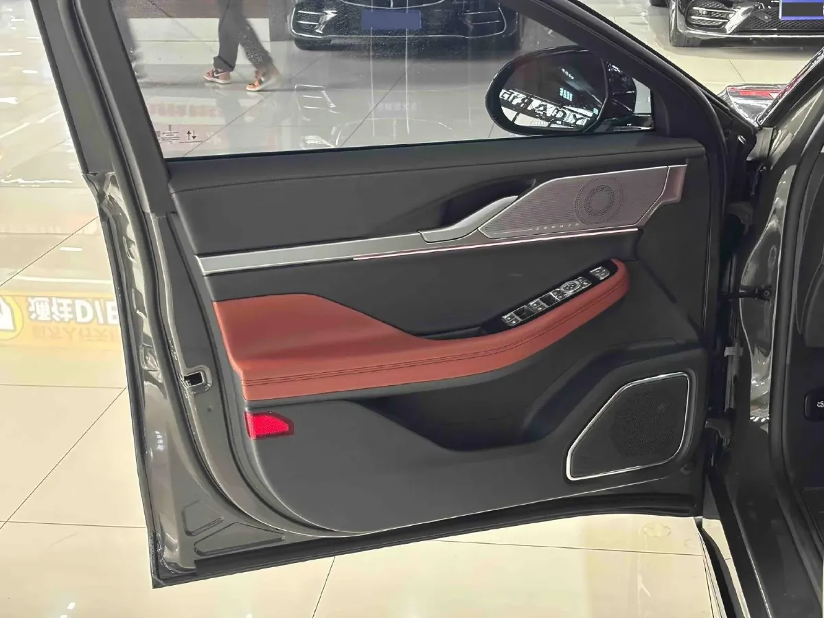 2025 Lincoln Z 2.0T 261HP L4 8AT,autocango,china used car exporter,china ev exporter,chinese used car exporter,chinese used ev exporter