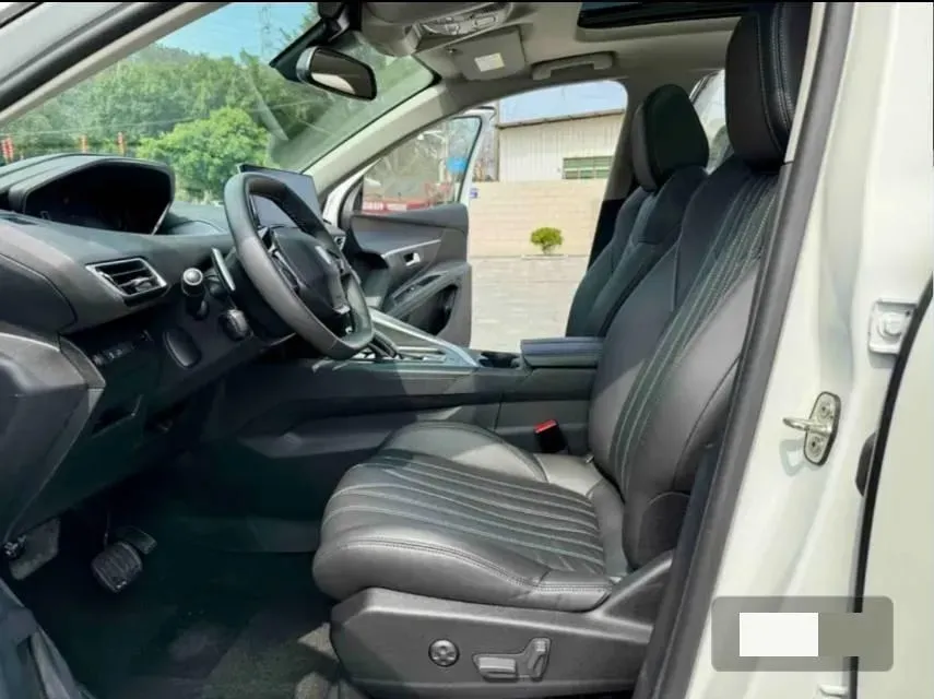 2021 Peugeot 4008 1.6T 170HP L4 8AT,autocango,china used car exporter,china ev exporter,chinese used car exporter,chinese used ev exporter