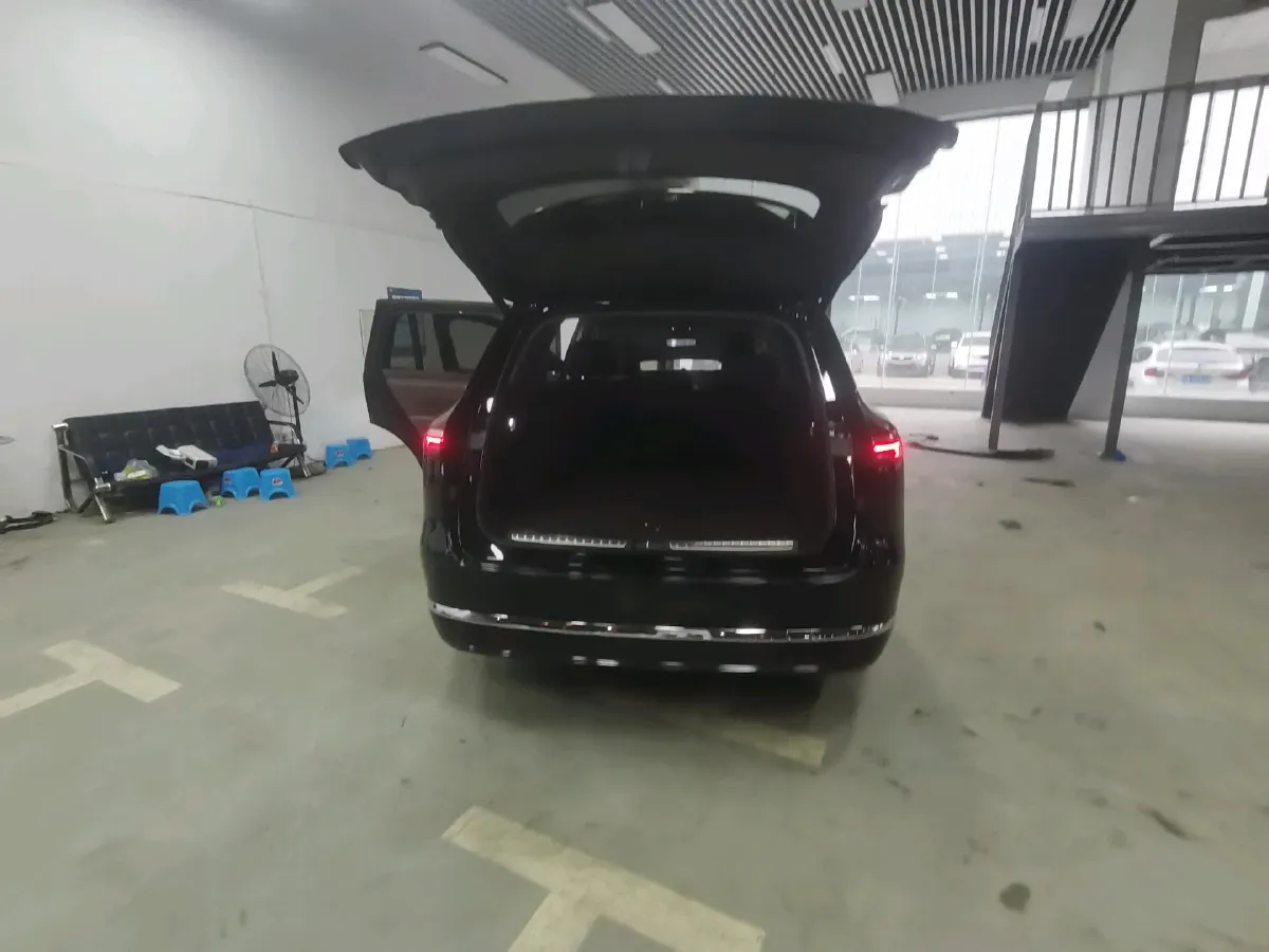 2026 AITO AITO M7 REEV 160HP REEV,autocango,china used car exporter,china ev exporter,chinese used car exporter,chinese used ev exporter