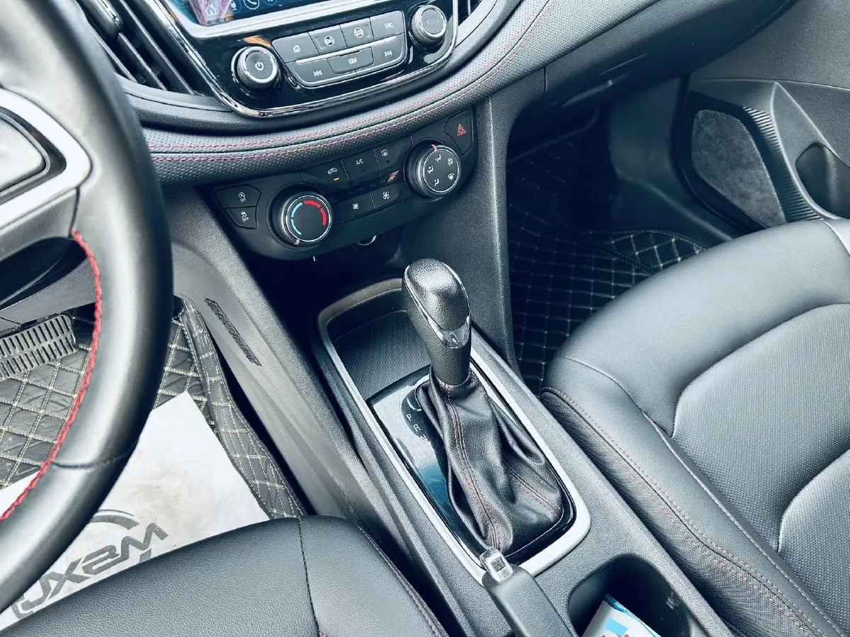 2020 Chevrolet Monza 1.3T 163HP L3 6AT,autocango,china used car exporter,china ev exporter,chinese used car exporter,chinese used ev exporter