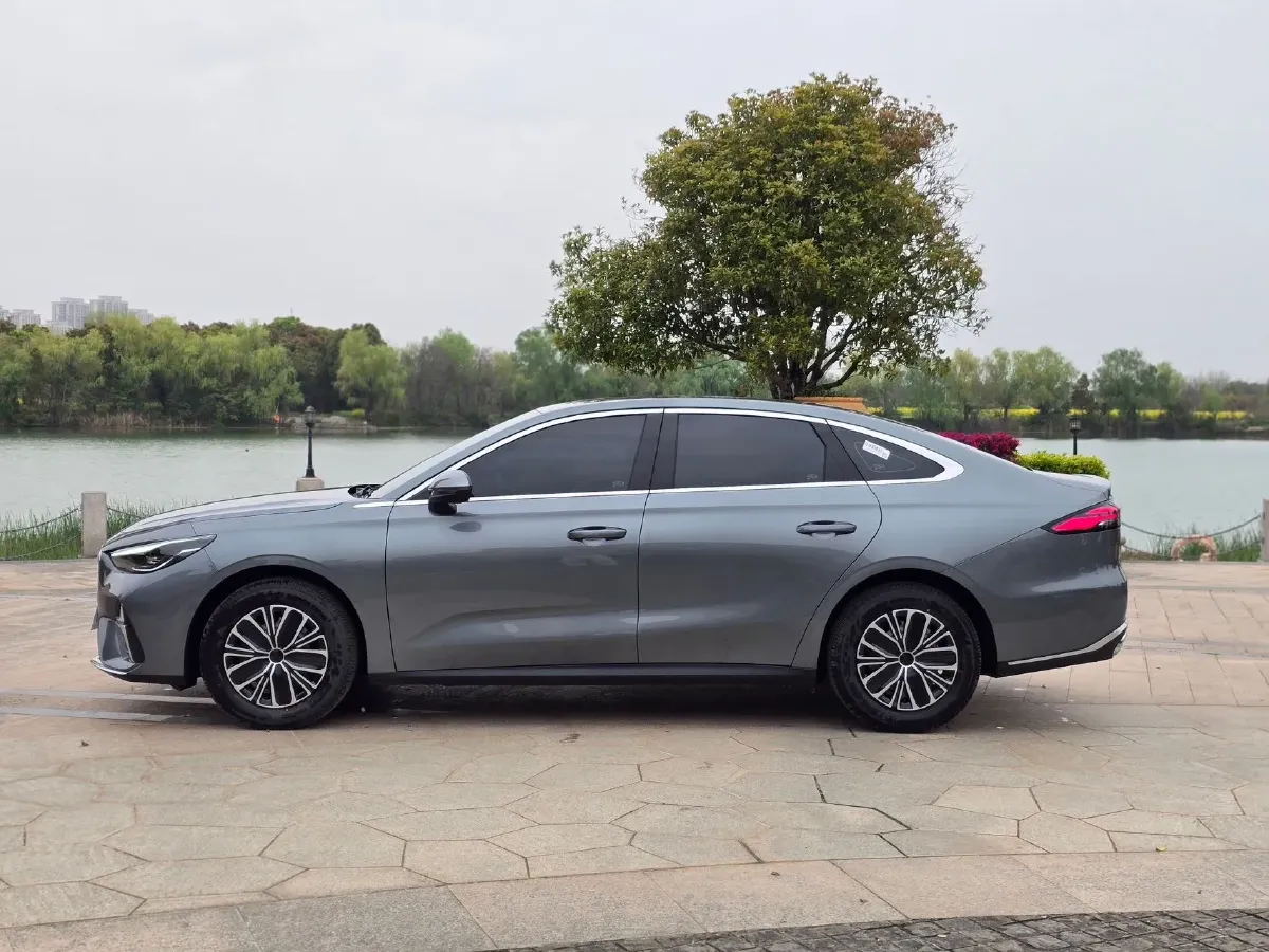 2026 Geely Emgrand 1.5L 120HP L4 CVT,autocango,china used car exporter,china ev exporter,chinese used car exporter,chinese used ev exporter