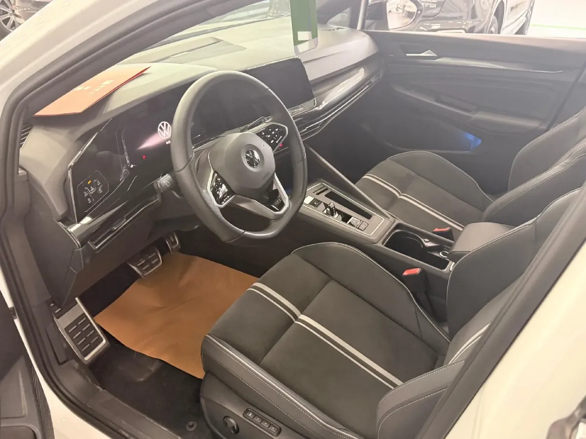 2021 Volkswagen Golf 1.4T 150HP L4 7DCT,autocango,china used car exporter,china ev exporter,chinese used car exporter,chinese used ev exporter