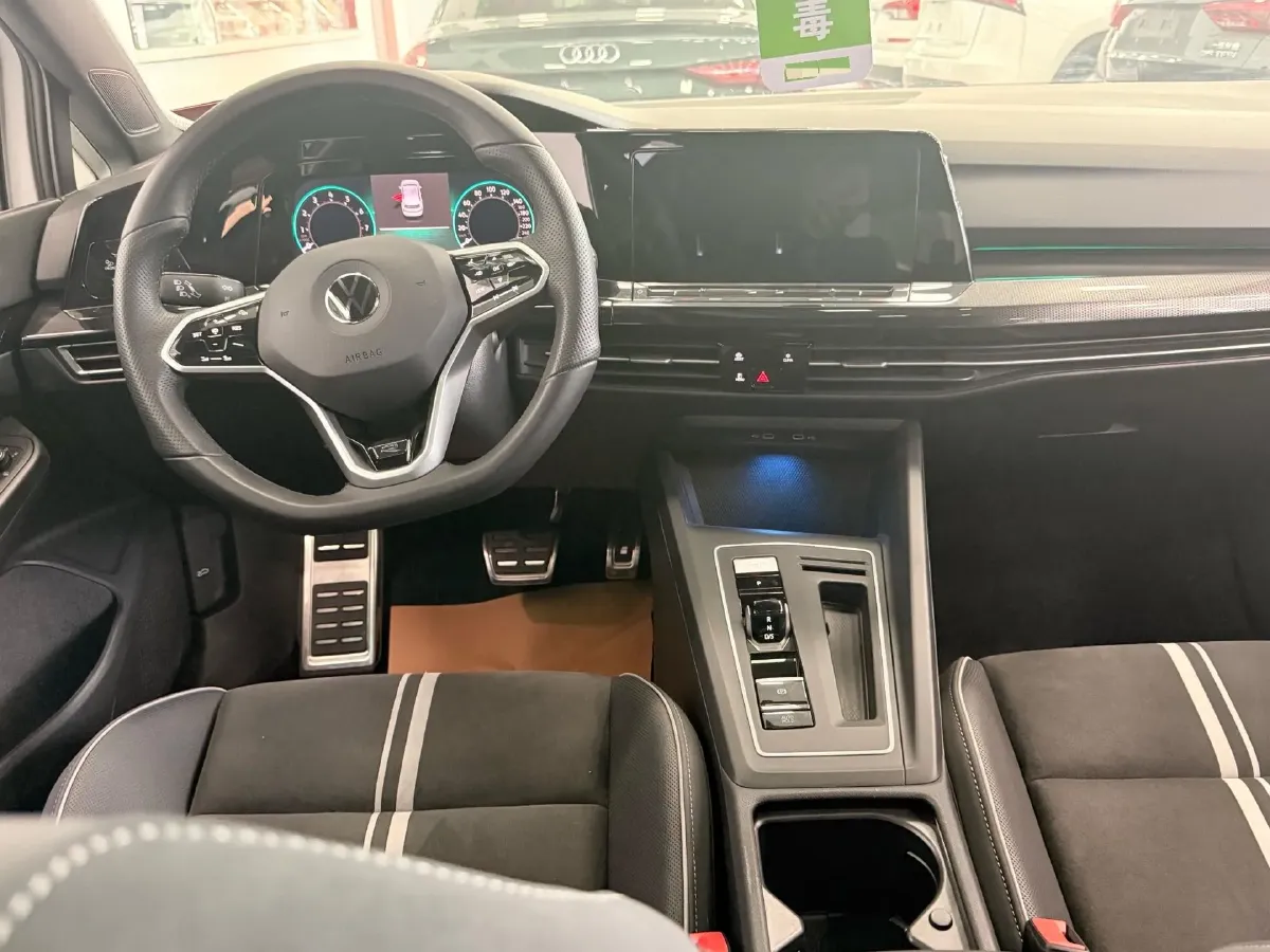 2021 Volkswagen Golf 1.4T 150HP L4 7DCT,autocango,china used car exporter,china ev exporter,chinese used car exporter,chinese used ev exporter