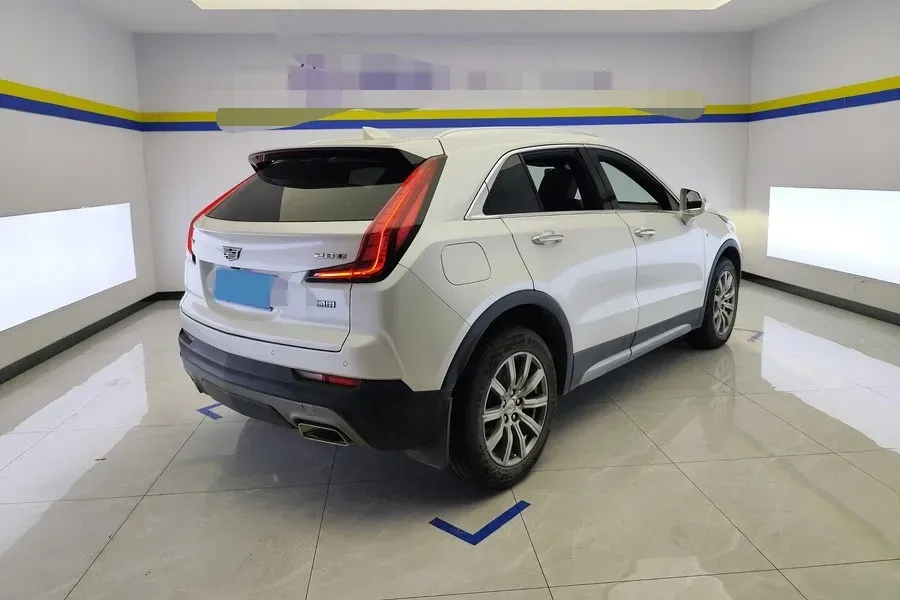 2021 Cadillac XT4 2.0T 237HP L4 9AT,autocango,china used car exporter,china ev exporter,chinese used car exporter,chinese used ev exporter