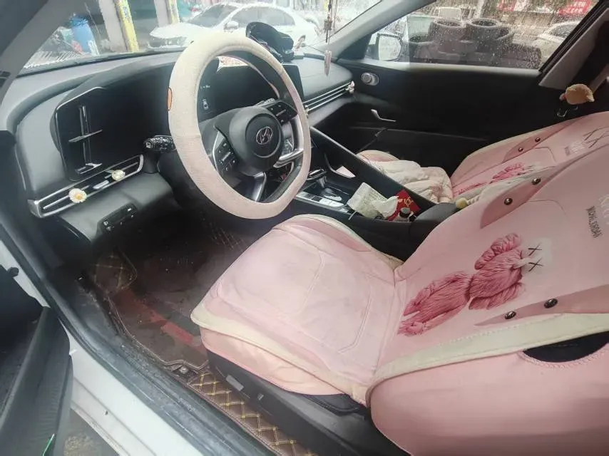 2021 Hyundai Elantra 1.5L 115HP L4 CVT,autocango,china used car exporter,china ev exporter,chinese used car exporter,chinese used ev exporter