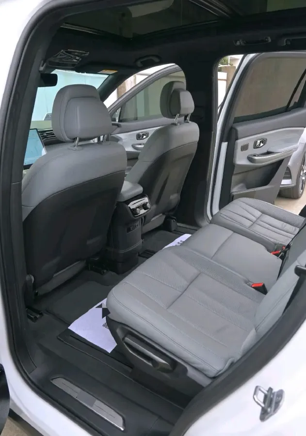 2020 NIO ES8 BEV 70KWH,autocango,china used car exporter,china ev exporter,chinese used car exporter,chinese used ev exporter