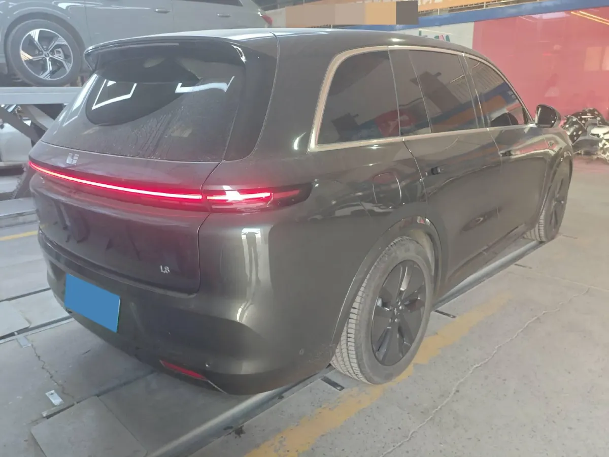 2024 Volvo S60 2.0T 197HP L4 7DCT,autocango,china used car exporter,china ev exporter,chinese used car exporter,chinese used ev exporter