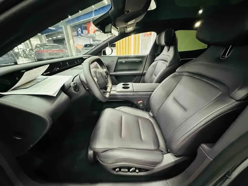 2025 Avatr 06 BEV,autocango,china used car exporter,china ev exporter,chinese used car exporter,chinese used ev exporter