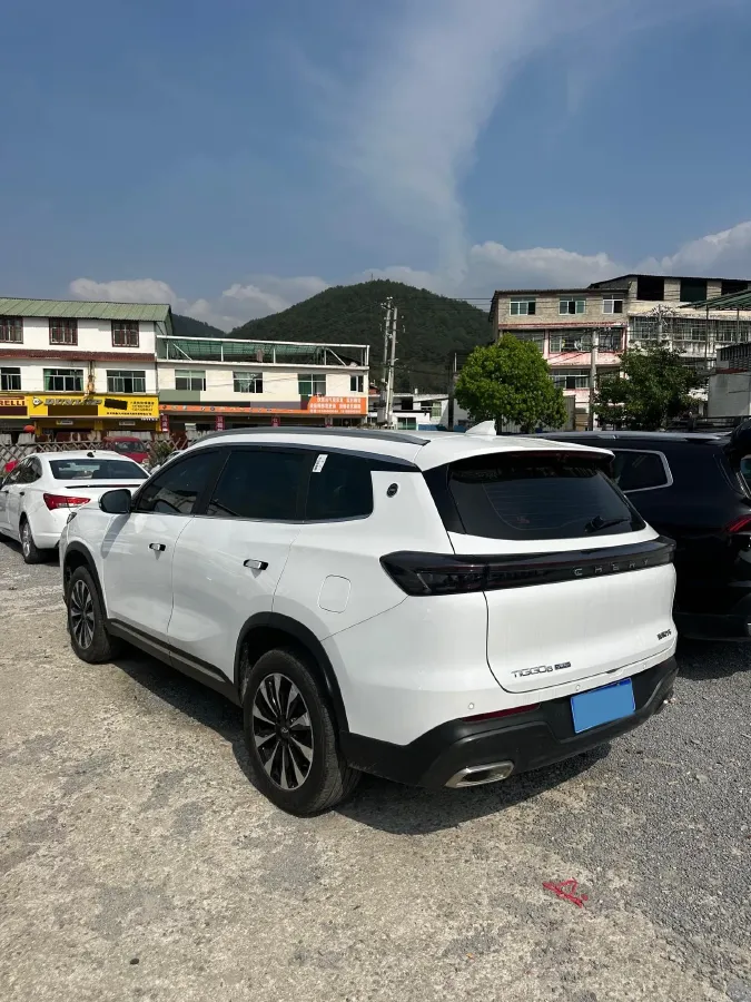 2024 Chery Tiggo 8 Plus 1.6T 197HP L4 7DCT,autocango,china used car exporter,china ev exporter,chinese used car exporter,chinese used ev exporter