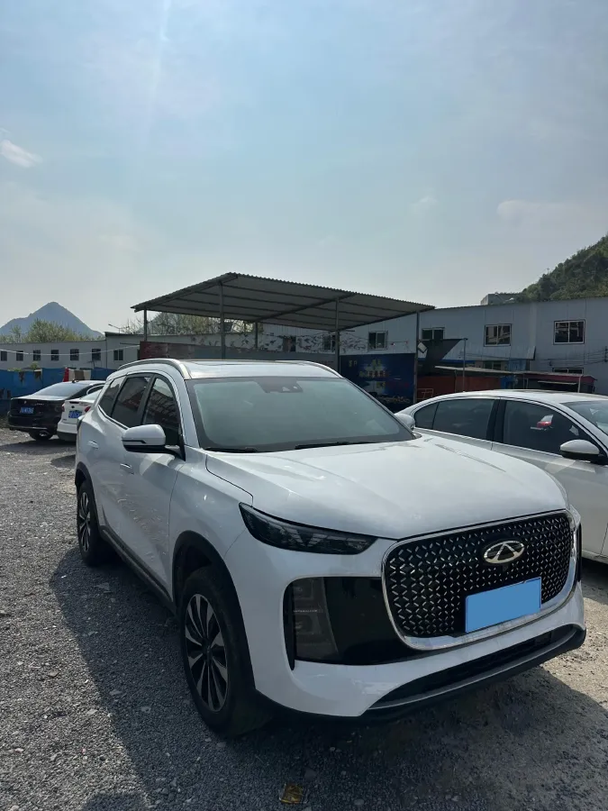 2024 Chery Tiggo 8 Plus 1.6T 197HP L4 7DCT,autocango,china used car exporter,china ev exporter,chinese used car exporter,chinese used ev exporter