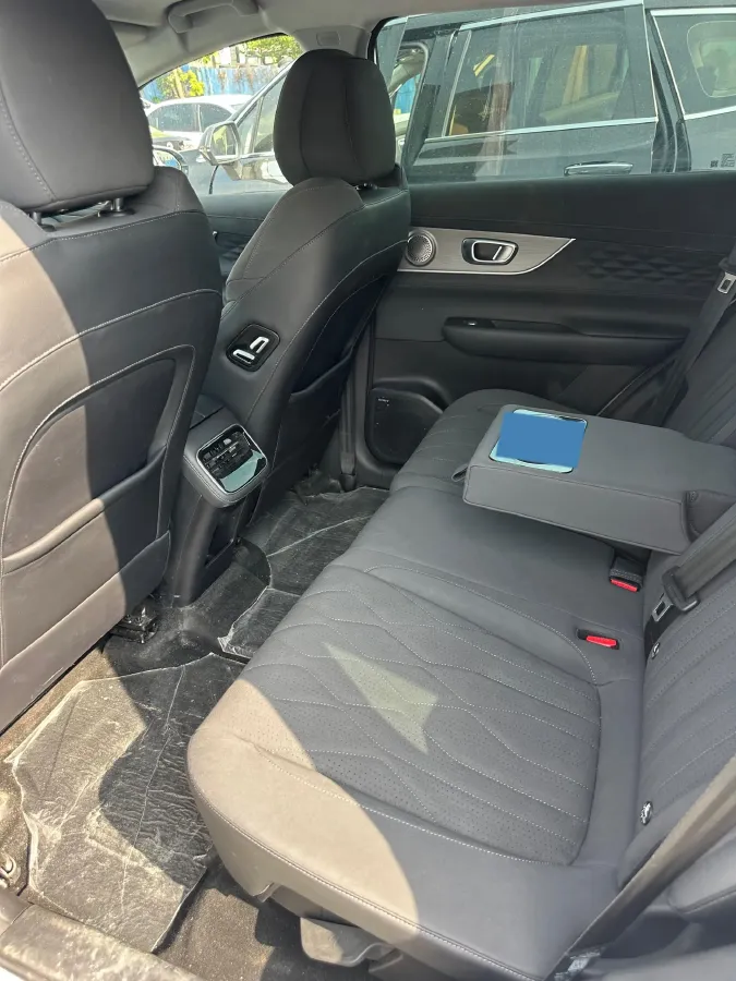 2024 Chery Tiggo 8 Plus 1.6T 197HP L4 7DCT,autocango,china used car exporter,china ev exporter,chinese used car exporter,chinese used ev exporter