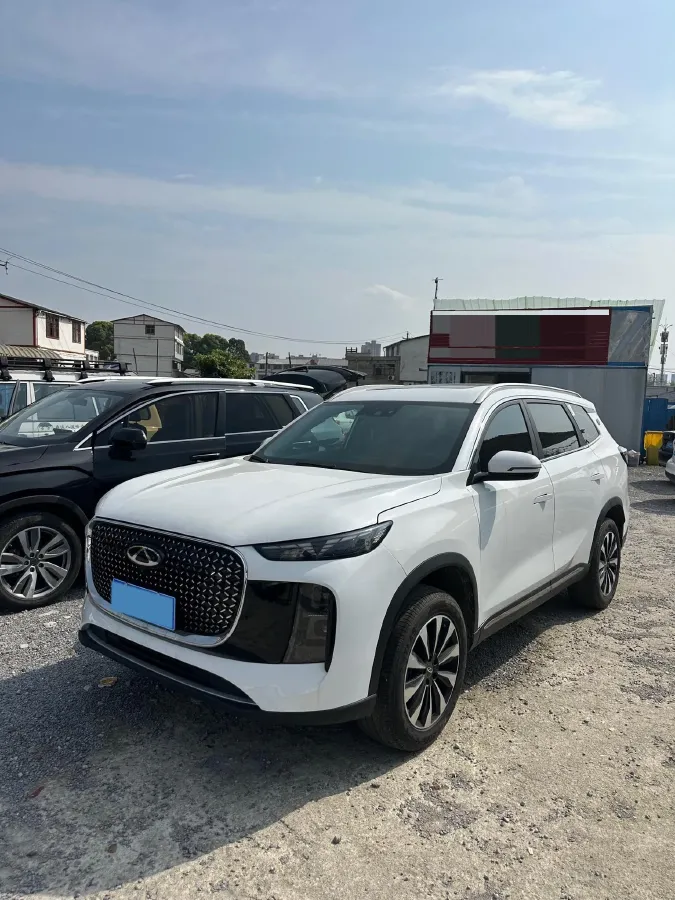 2024 Chery Tiggo 8 Plus 1.6T 197HP L4 7DCT,autocango,china used car exporter,china ev exporter,chinese used car exporter,chinese used ev exporter
