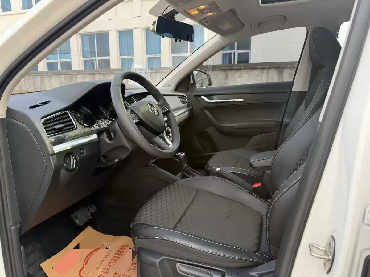 2020 Skoda Kamiq 1.5L 112HP L4 6AT,autocango,china used car exporter,china ev exporter,chinese used car exporter,chinese used ev exporter