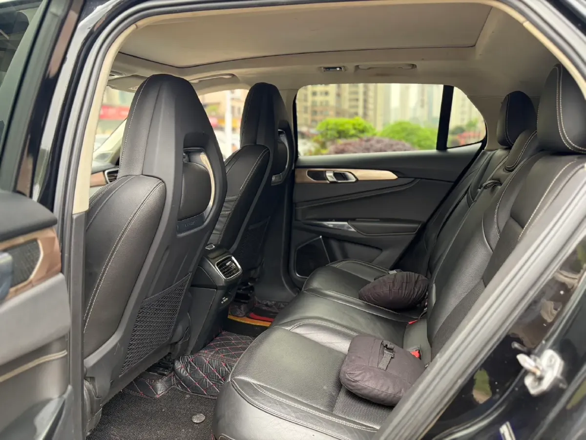 2018 Foton Tunland 2.0T 218HP L4 6AT,autocango,china used car exporter,china ev exporter,chinese used car exporter,chinese used ev exporter