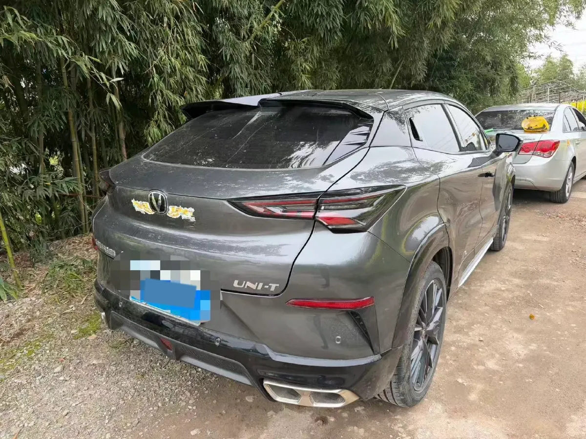 2023 ChangAn UNI-T 1.5T 188HP L4 7DCT,autocango,china used car exporter,china ev exporter,chinese used car exporter,chinese used ev exporter