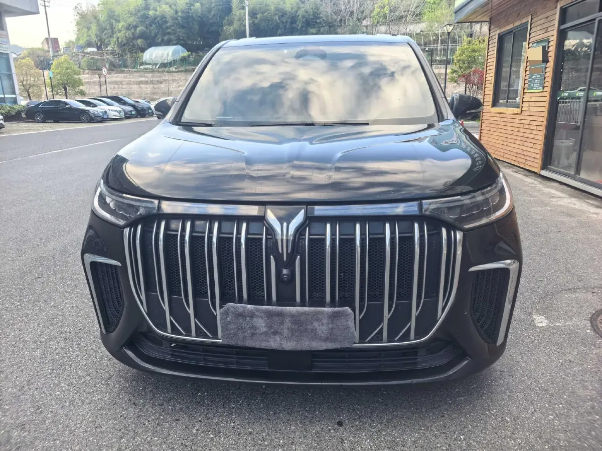 2022 Voyah Dream 1.5T 136HP L4 PHEV 25.57KWH,autocango,china used car exporter,china ev exporter,chinese used car exporter,chinese used ev exporter