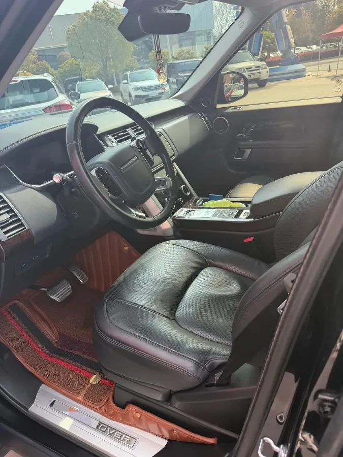 2021 Land Rover Range Rover 3.0T 400HP L6 8AT,autocango,china used car exporter,china ev exporter,chinese used car exporter,chinese used ev exporter