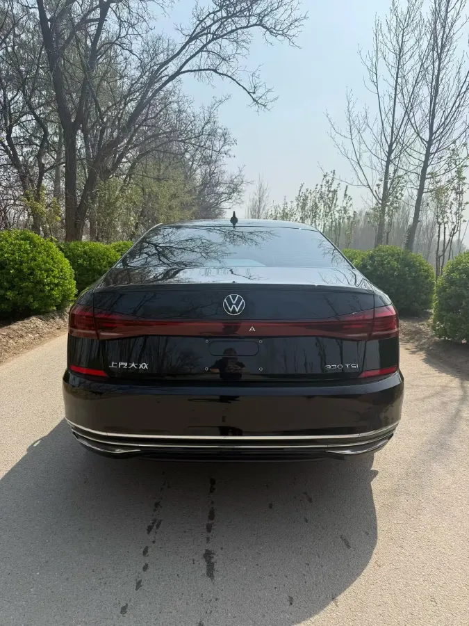 2023 Volkswagen Passat 2.0T 186HP L4 7DCT,autocango,china used car exporter,china ev exporter,chinese used car exporter,chinese used ev exporter