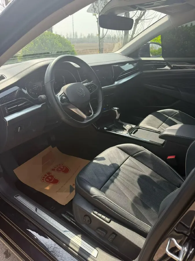 2023 Volkswagen Passat 2.0T 186HP L4 7DCT,autocango,china used car exporter,china ev exporter,chinese used car exporter,chinese used ev exporter