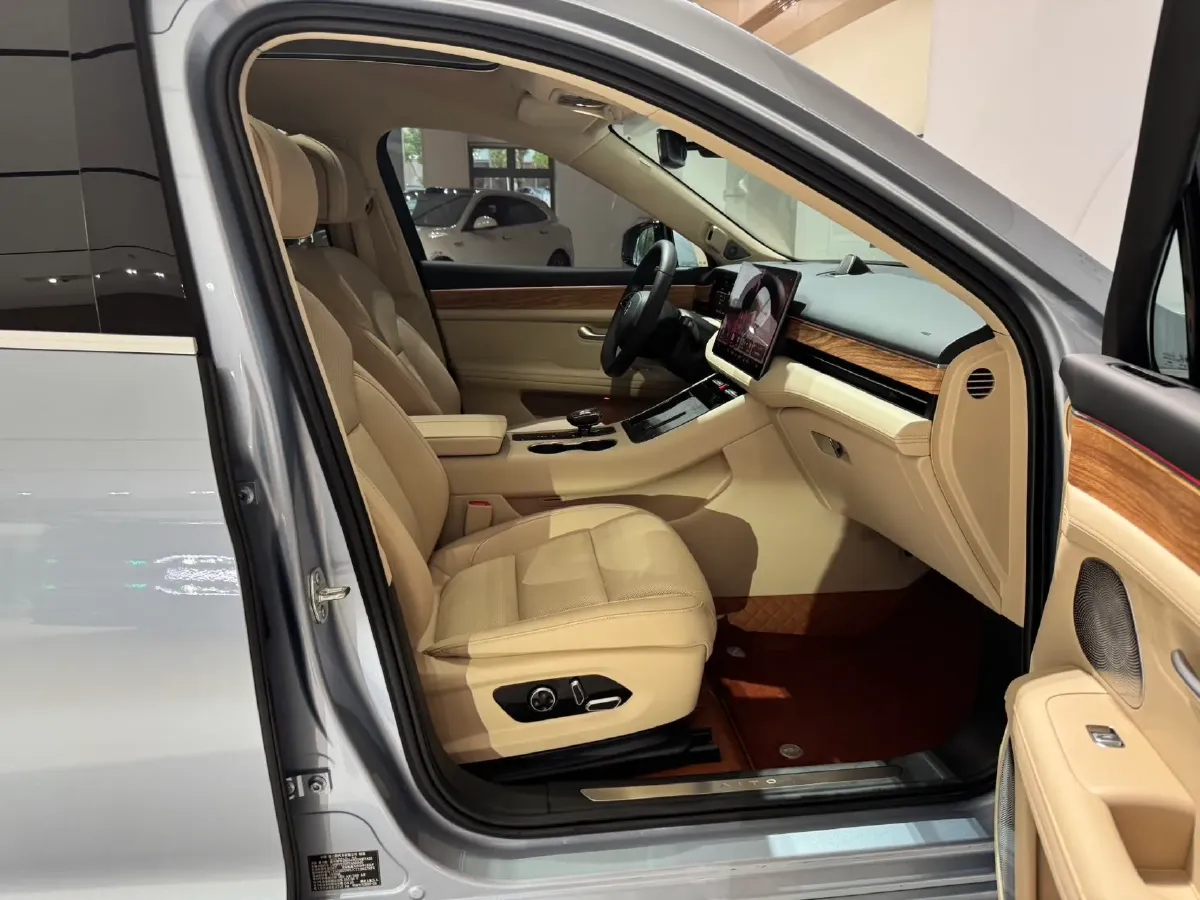 2023 HIMA AITO M5 1.5T 152HP L4 REEV 40KWH,autocango,china used car exporter,china ev exporter,chinese used car exporter,chinese used ev exporter