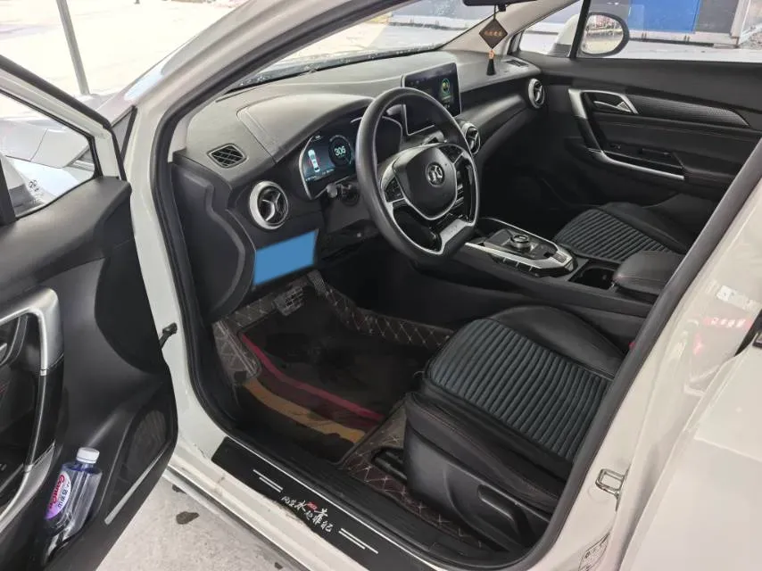 2018 Traum SEEK 5 1.5T 156HP L4 6AT,autocango,china used car exporter,china ev exporter,chinese used car exporter,chinese used ev exporter