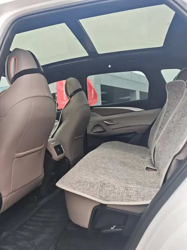 2024 BYD Song Pro 1.5L 110HP L4 E-CVT PHEV 12.9KWH,autocango,china used car exporter,china ev exporter,chinese used car exporter,chinese used ev exporter