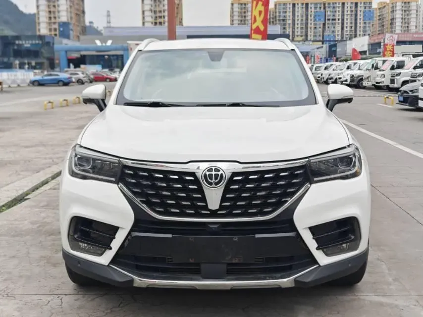 2018 Brilliance Auto V7 1.6T 204HP L4 7DCT,autocango,china used car exporter,china ev exporter,chinese used car exporter,chinese used ev exporter