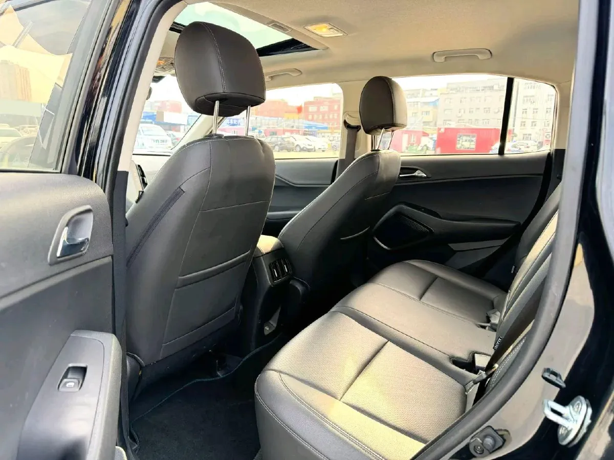 2021 Hyundai ix35 1.4T 140HP L4 7DCT,autocango,china used car exporter,china ev exporter,chinese used car exporter,chinese used ev exporter